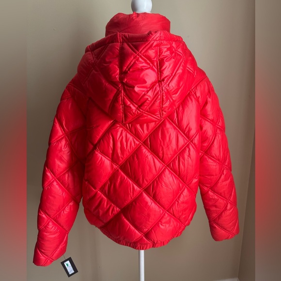 Kenneth Cole Cire Short Exposed Zip Hooded Puffer Jacket in Red NWT, $175 Retail - Picture 9 of 11